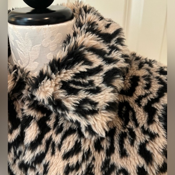 Animal Print Coat - Picture 13 of 13
